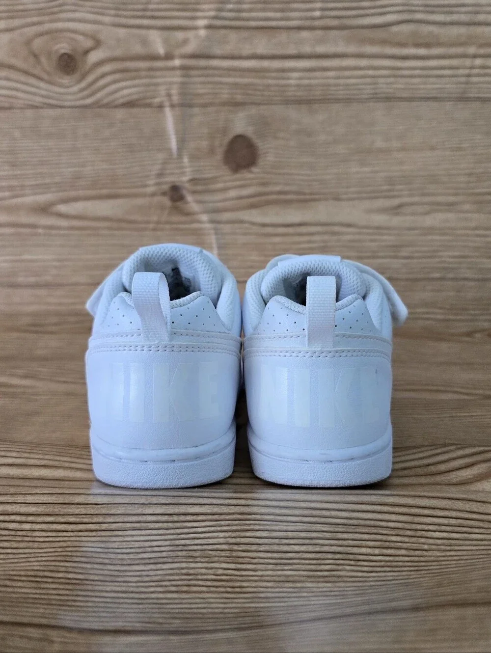 Nike Court Borough Low 2